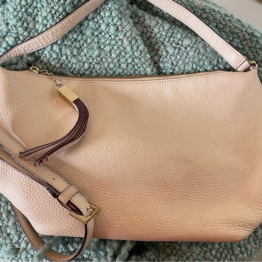 Kate Spade beige pebbled leather crossbody tote purse